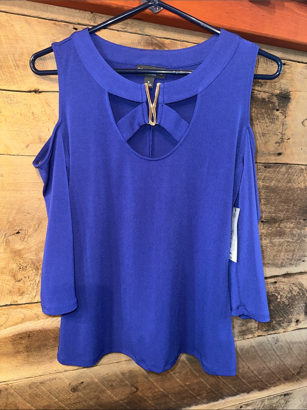 BOLD elements violet Cold-Shoulder Blouse with Front Ring